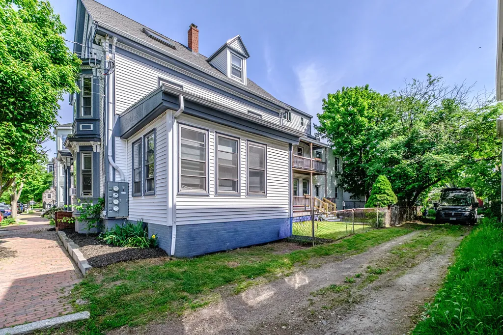 33 O'brion Street Portland ME 04101