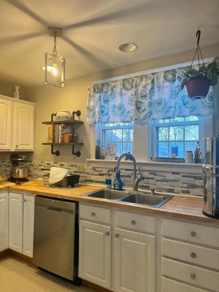 8 Blue Bell Court Fort Fairfield ME 04742