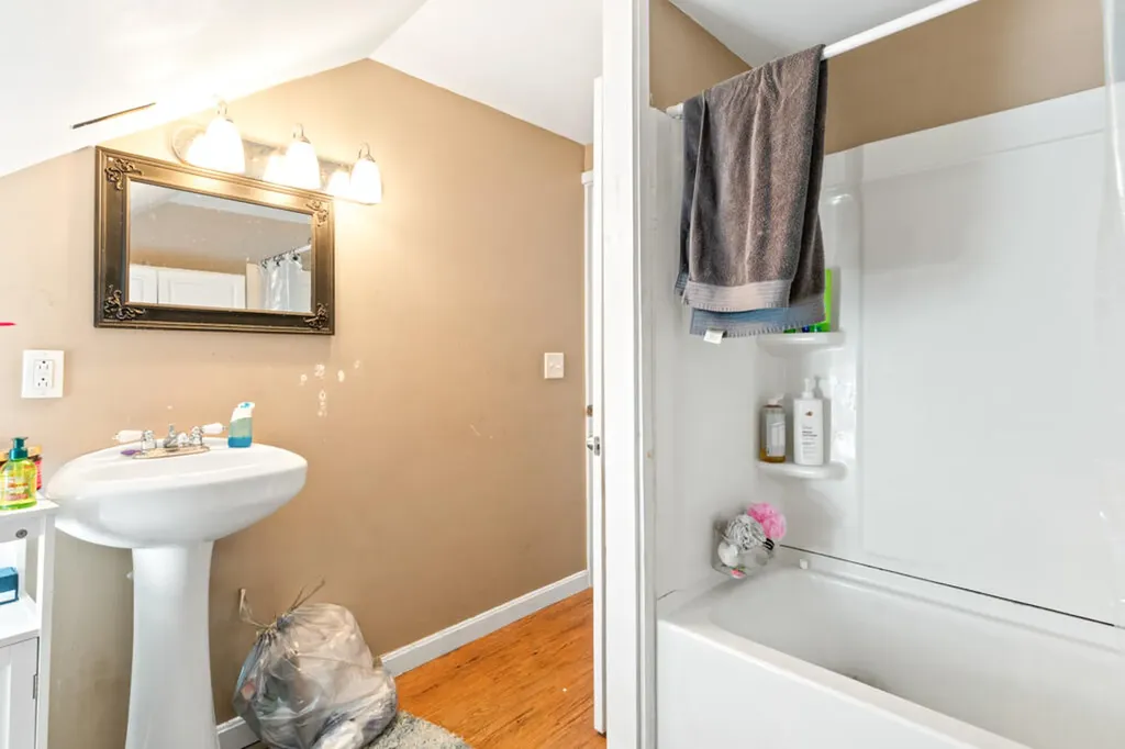 389 Gray Road Windham ME 04062