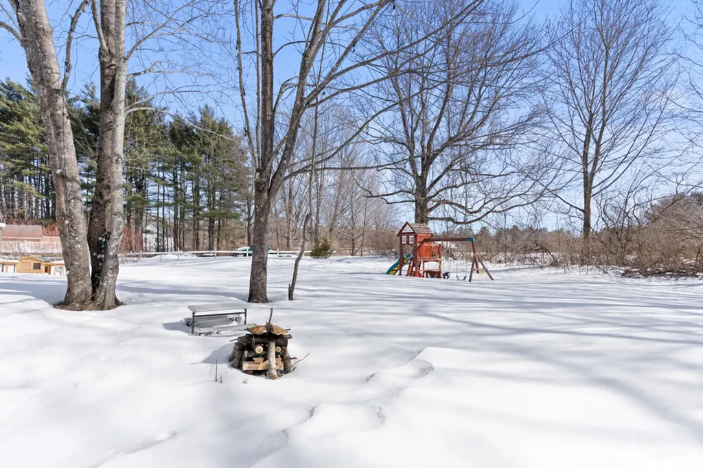 389 Gray Road Windham ME 04062
