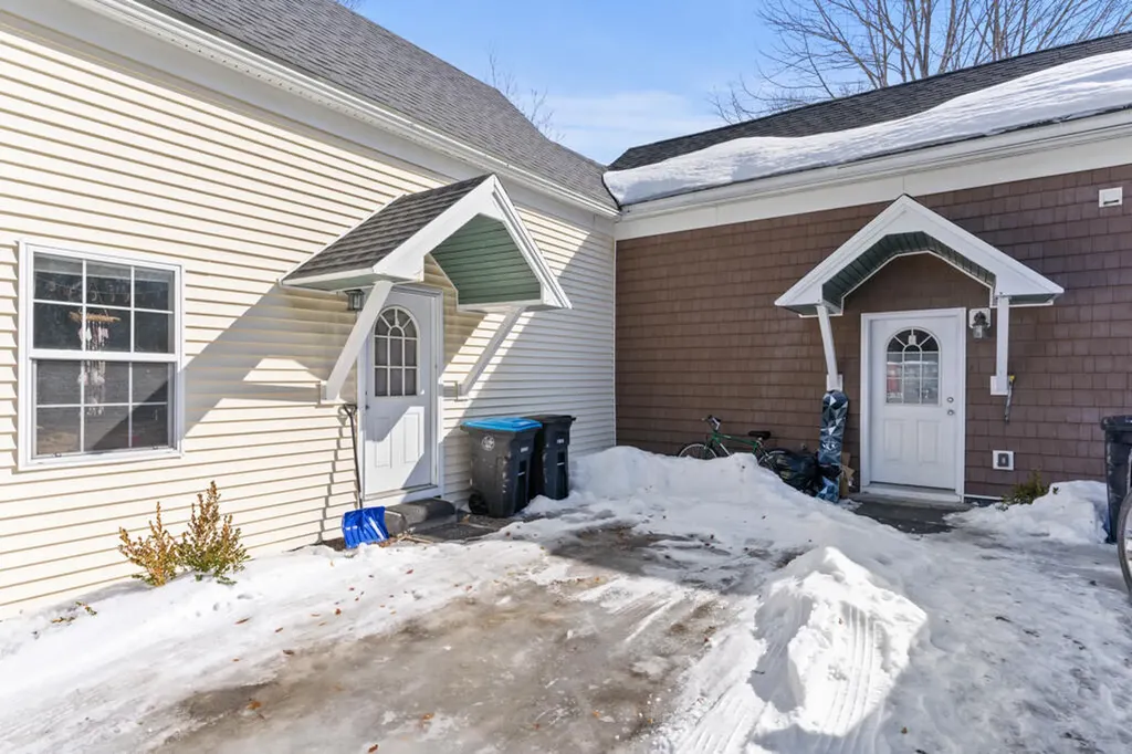 389 Gray Road Windham ME 04062