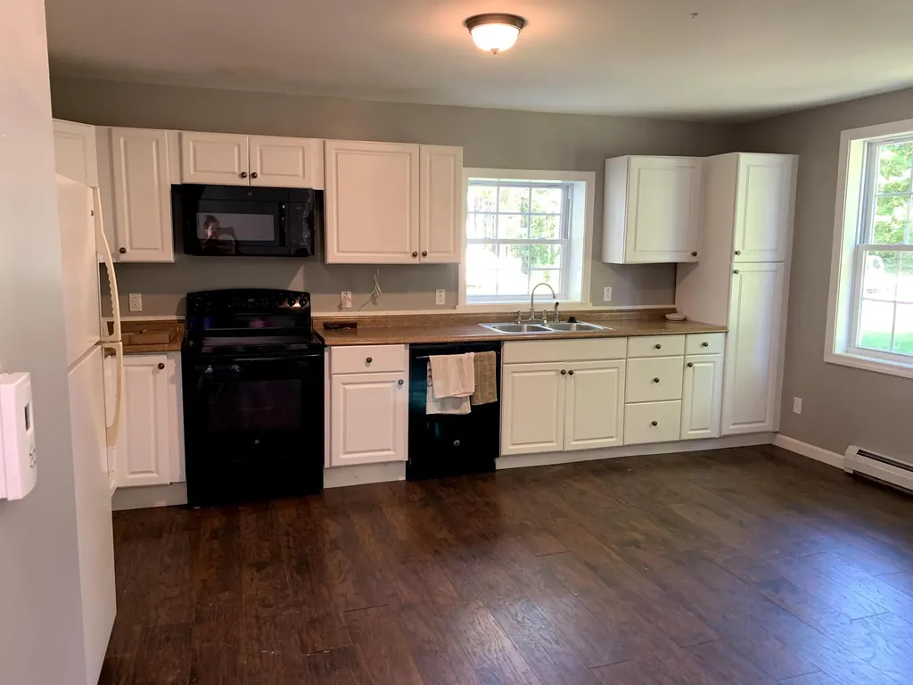 389 Gray Road Windham ME 04062