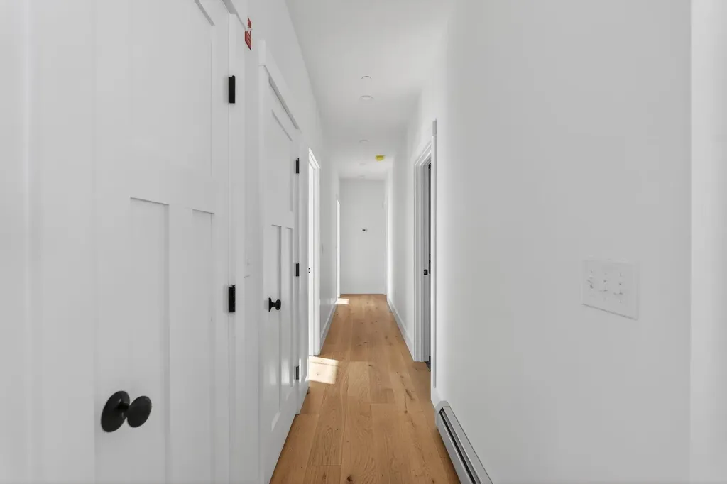 10 Aerie Drive Gray ME 04039