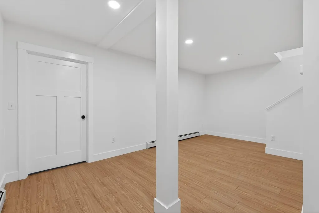 10 Aerie Drive Gray ME 04039