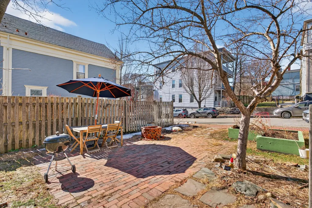 62 St Lawrence Street Portland ME 04101