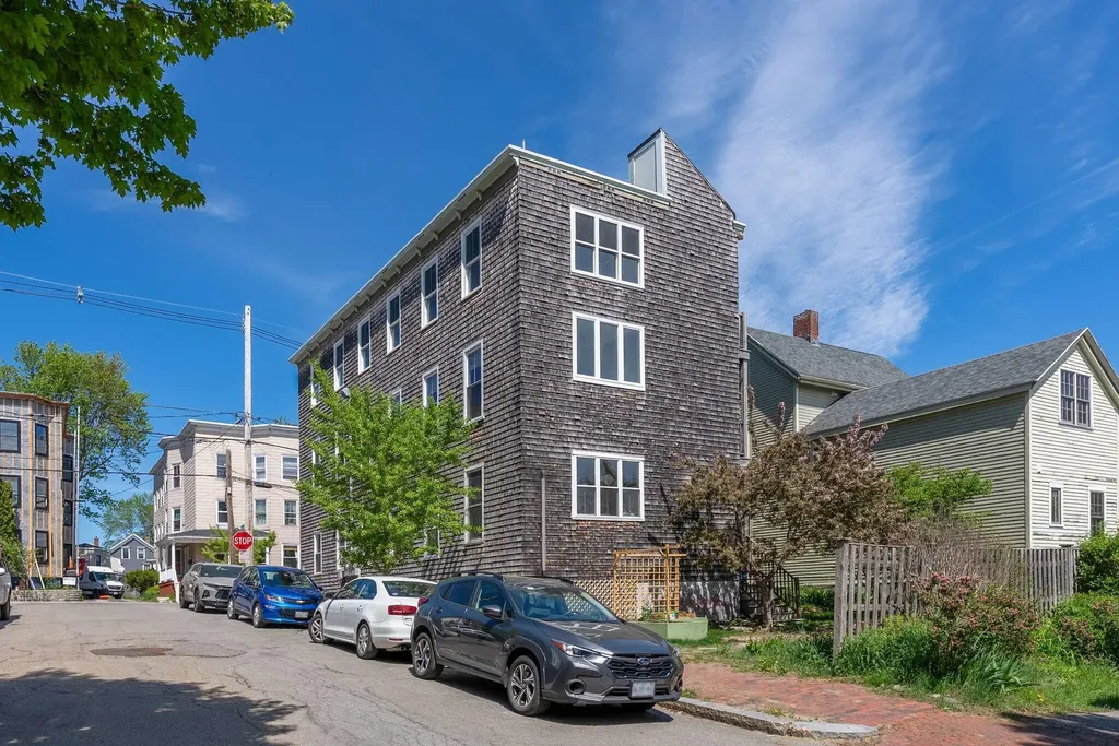 62 St Lawrence Street Portland ME 04101