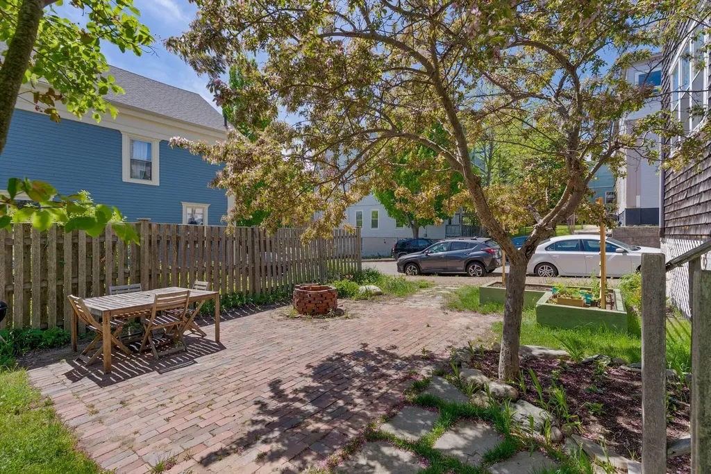 62 St Lawrence Street Portland ME 04101