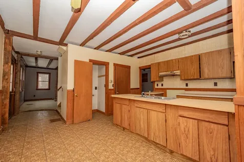 33 Avenue Road Garland ME 04939