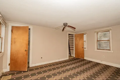 33 Avenue Road Garland ME 04939