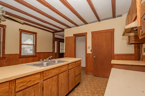 33 Avenue Road Garland ME 04939