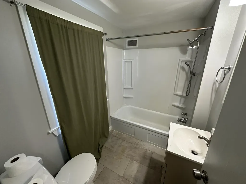 69 Dirigo Drive Bangor ME 04401