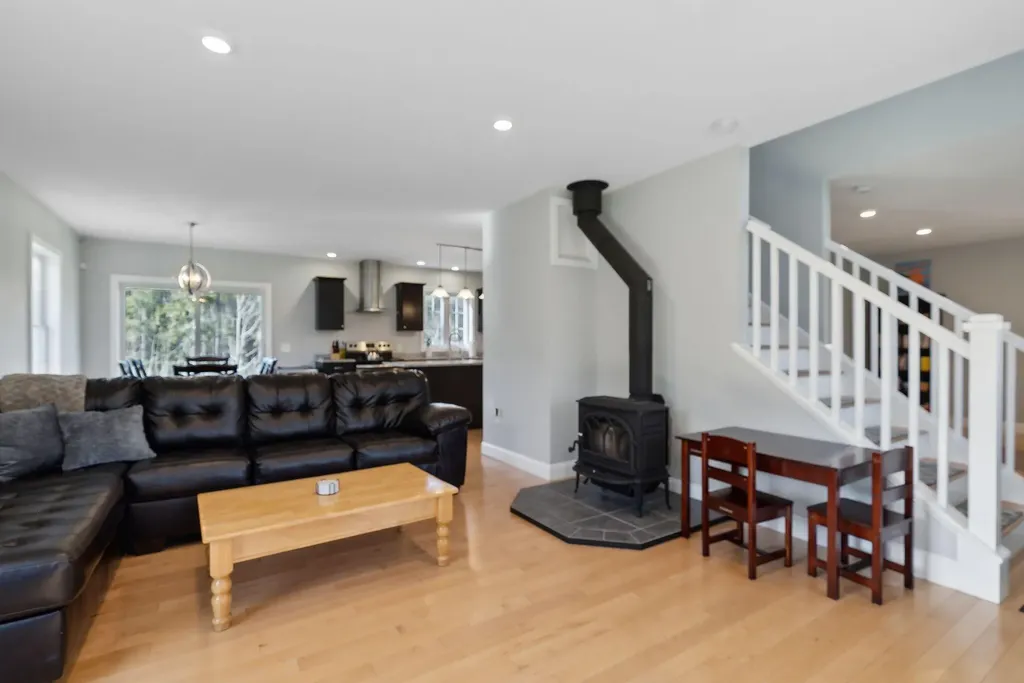 5 Harmony Way Falmouth ME 04105