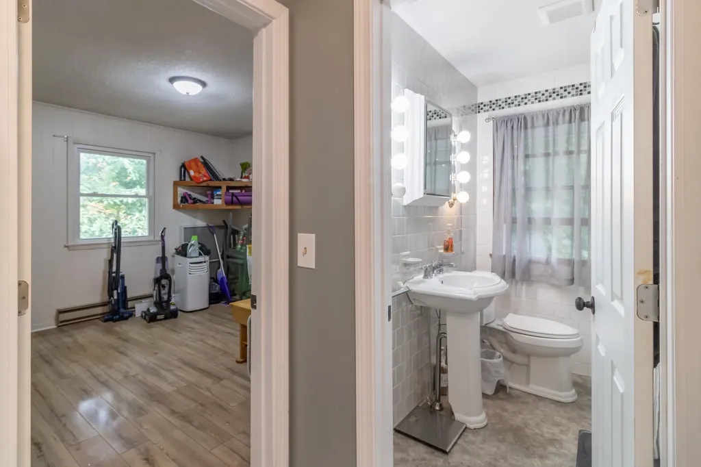 278 Sunset Road Deer Isle ME 04627