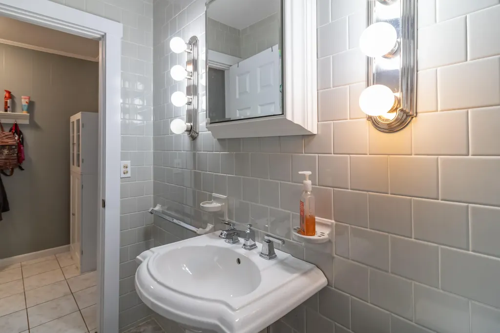 278 Sunset Road Deer Isle ME 04627