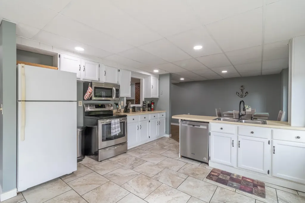 278 Sunset Road Deer Isle ME 04627