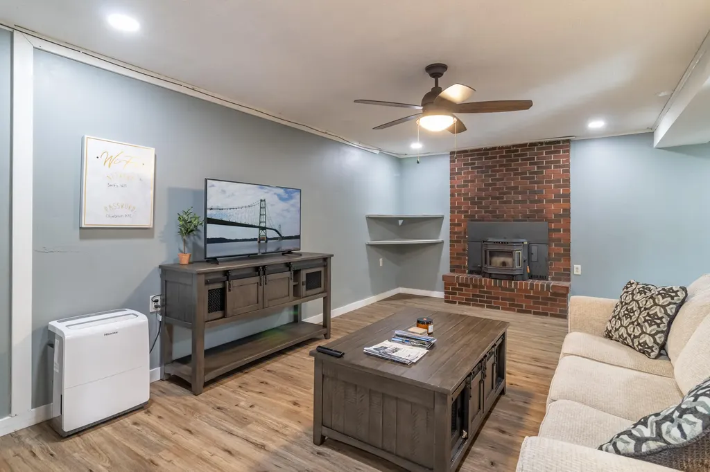 278 Sunset Road Deer Isle ME 04627