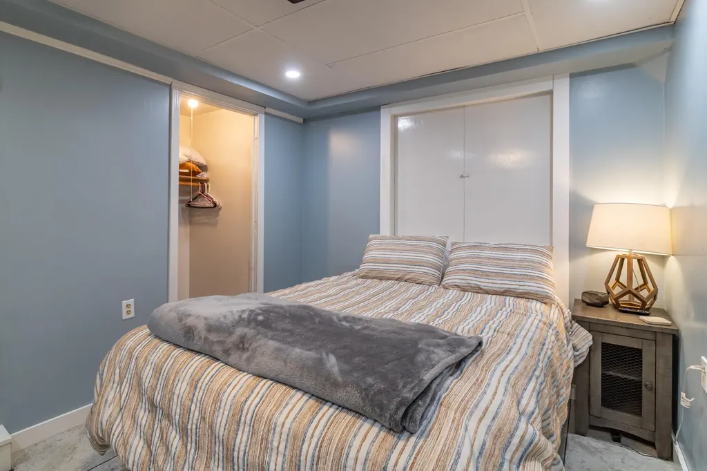 278 Sunset Road Deer Isle ME 04627