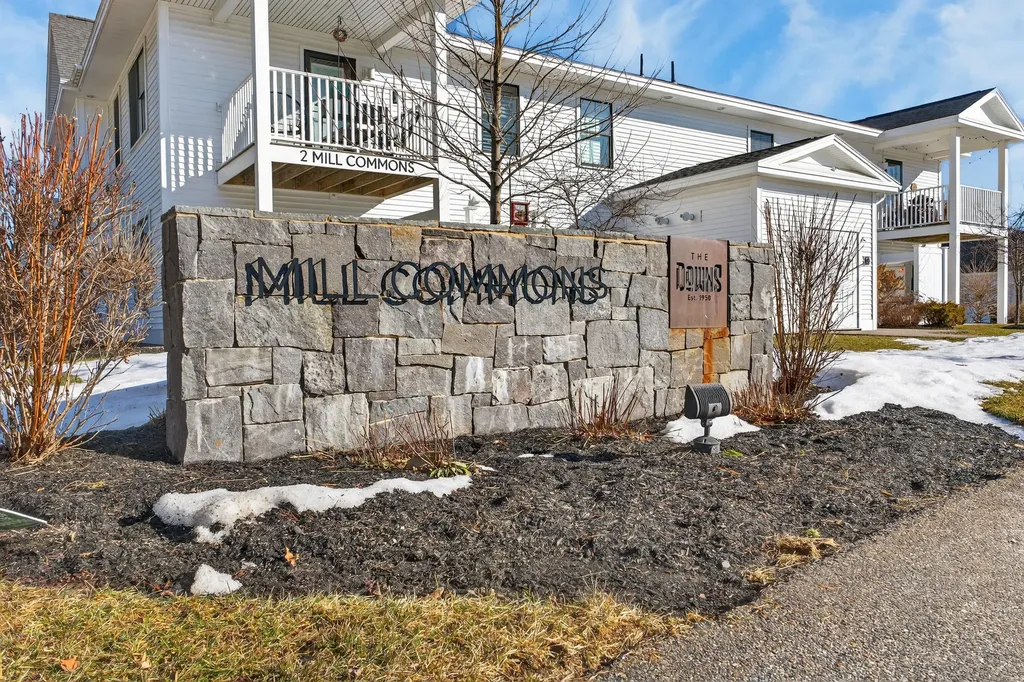 19 Mill Commons Drive Scarborough ME 04074