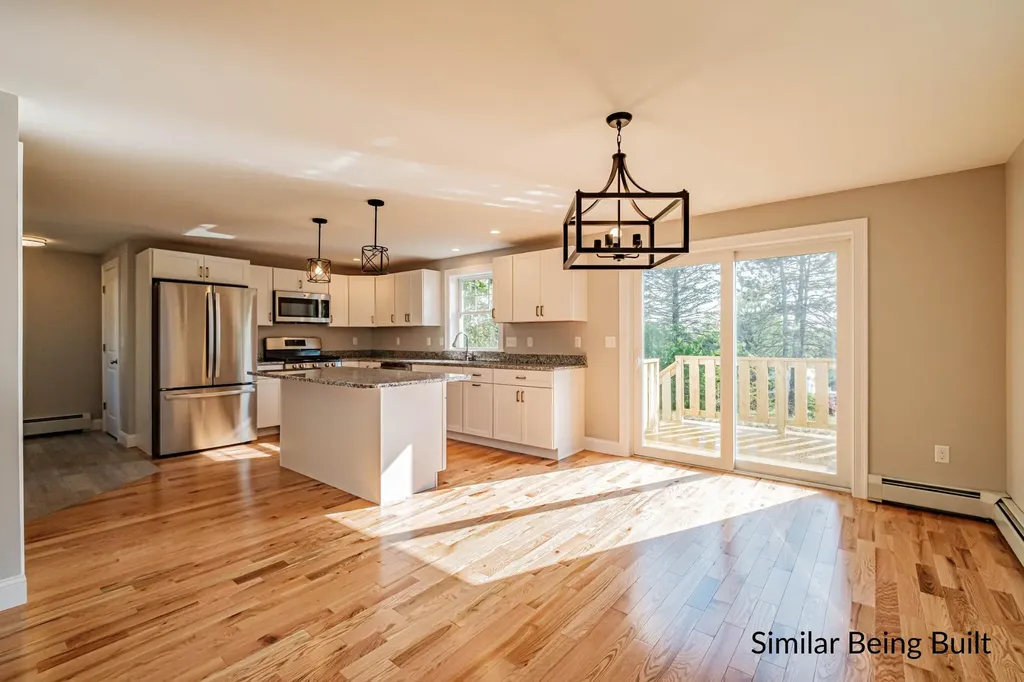 27 Colonial Avenue South Portland ME 04106