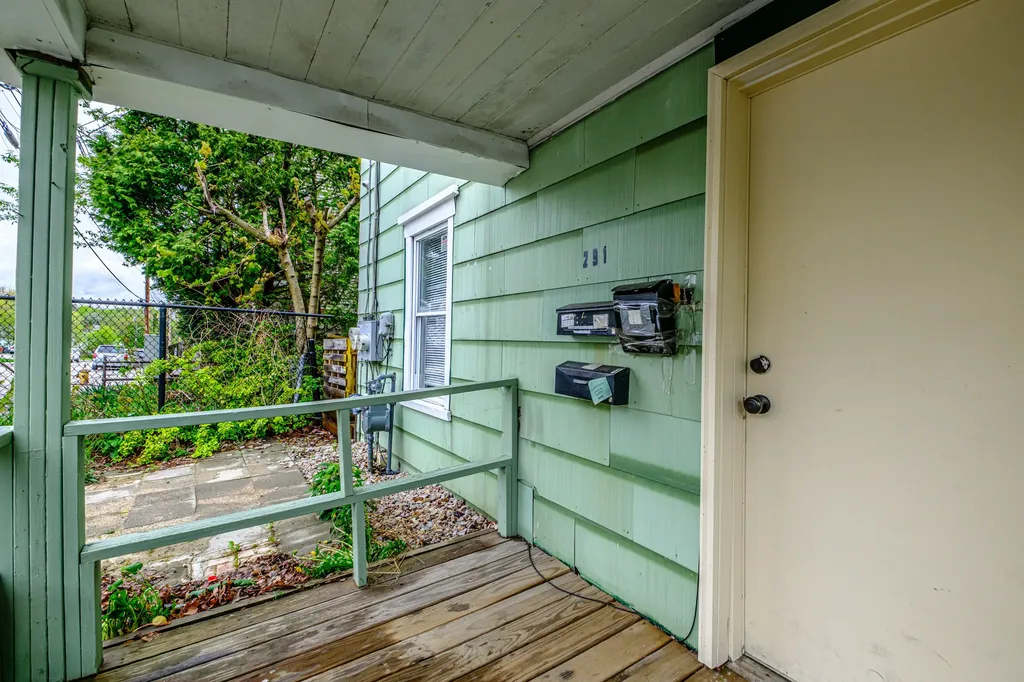 291 Bates Street Lewiston ME 04240
