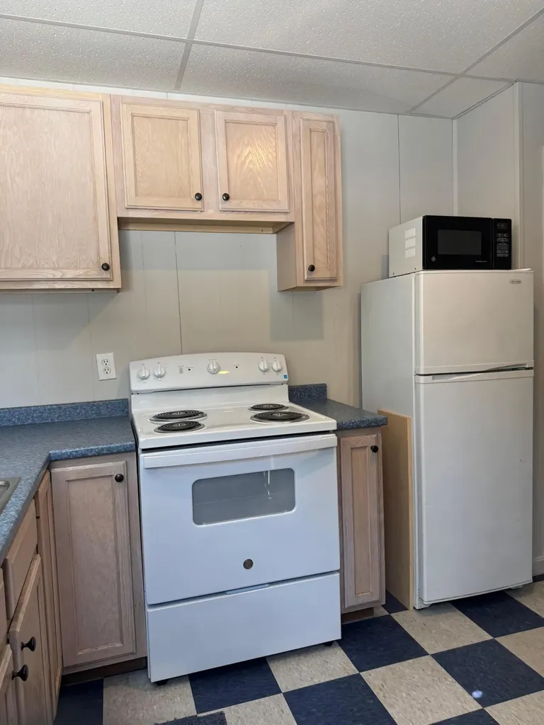 50 State Route 129 South Bristol ME 04573