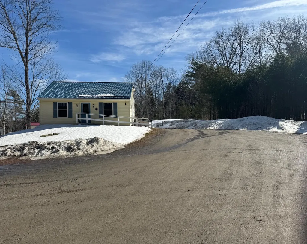 50 State Route 129 South Bristol ME 04573