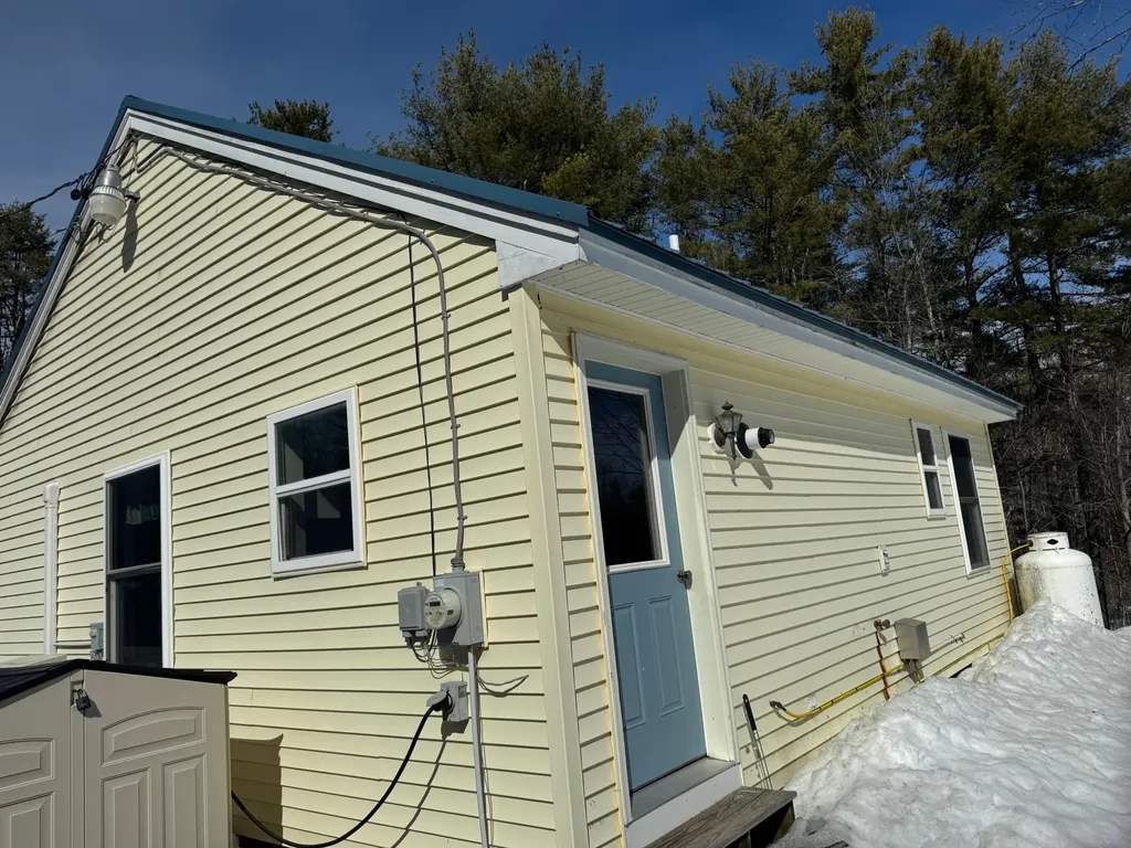 50 State Route 129 South Bristol ME 04573