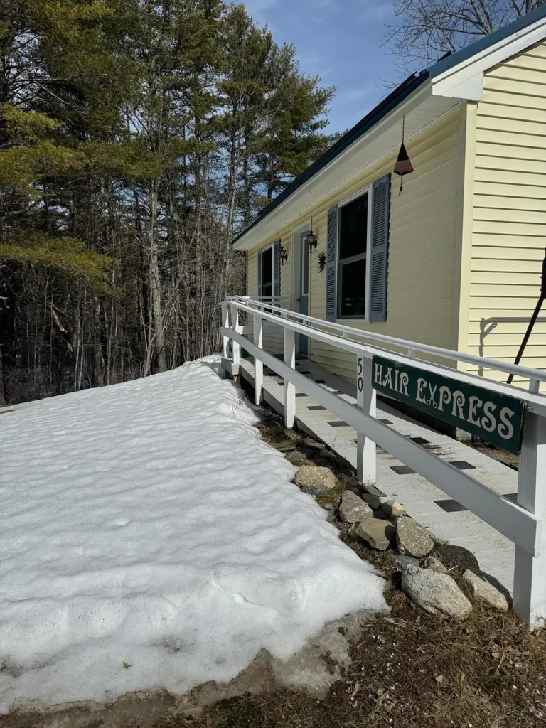 50 State Route 129 South Bristol ME 04573