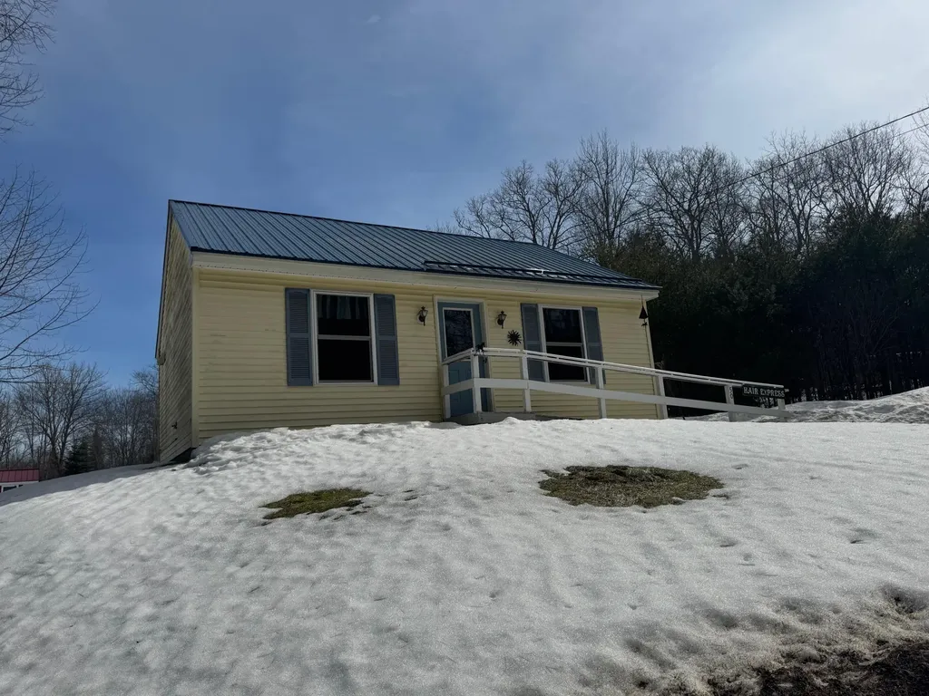 50 State Route 129 South Bristol ME 04573
