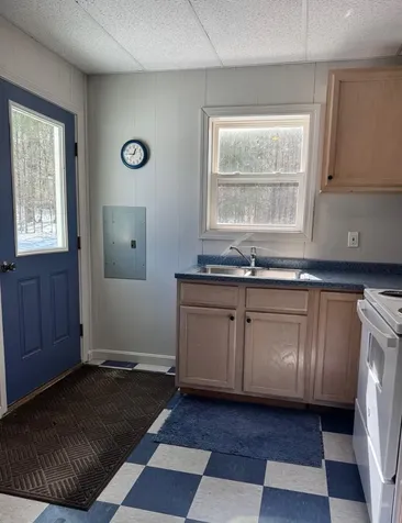 50 State Route 129 South Bristol ME 04573