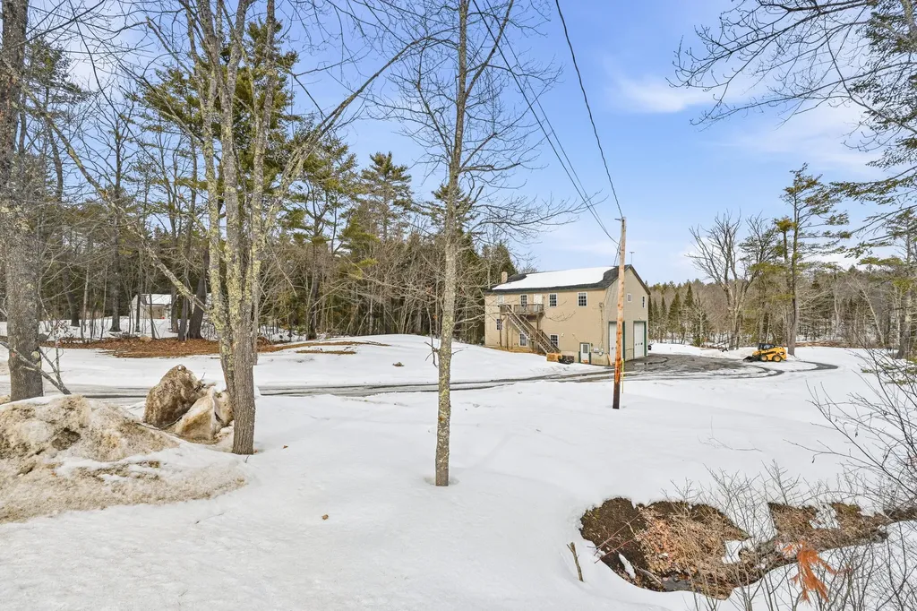 270 Mayall Road Gray ME 04039