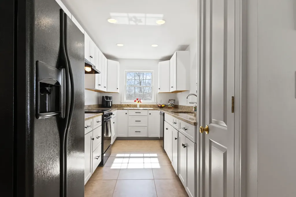 33 Smith Farm Lane Portland ME 04103