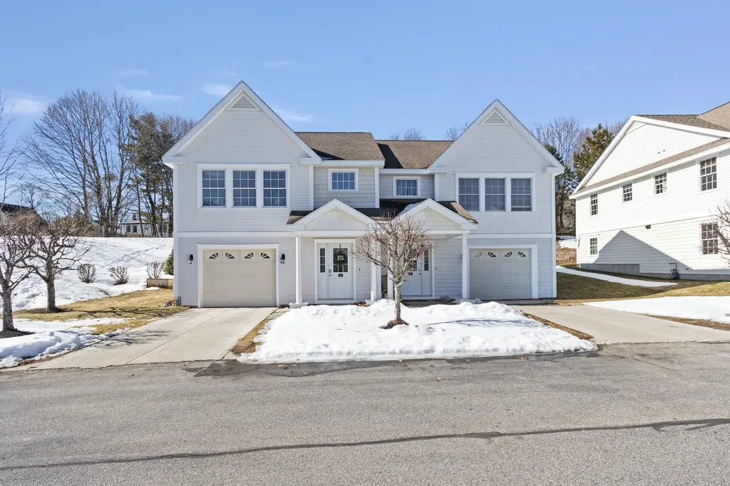 33 Smith Farm Lane Portland ME 04103