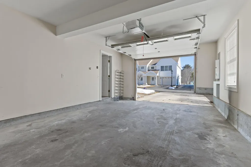 33 Smith Farm Lane Portland ME 04103