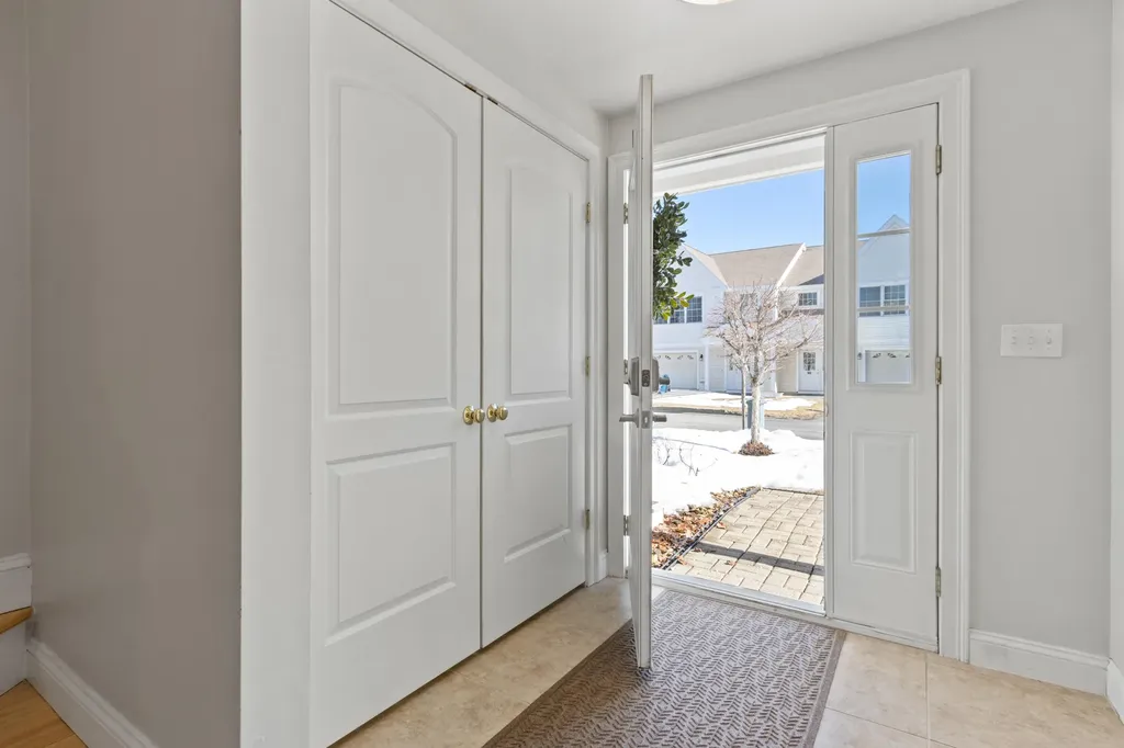 33 Smith Farm Lane Portland ME 04103
