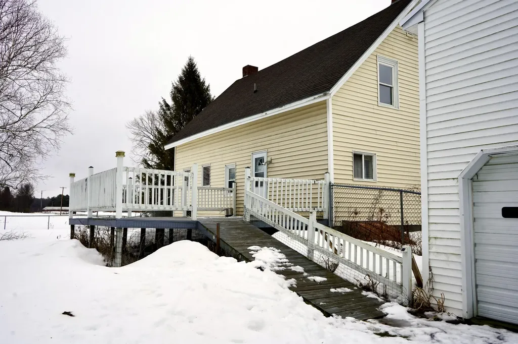 69 Smithfield Road Norridgewock ME 04957