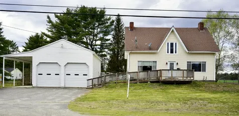 69 Smithfield Road Norridgewock ME 04957