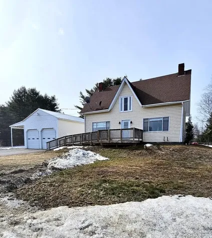 69 Smithfield Road Norridgewock ME 04957