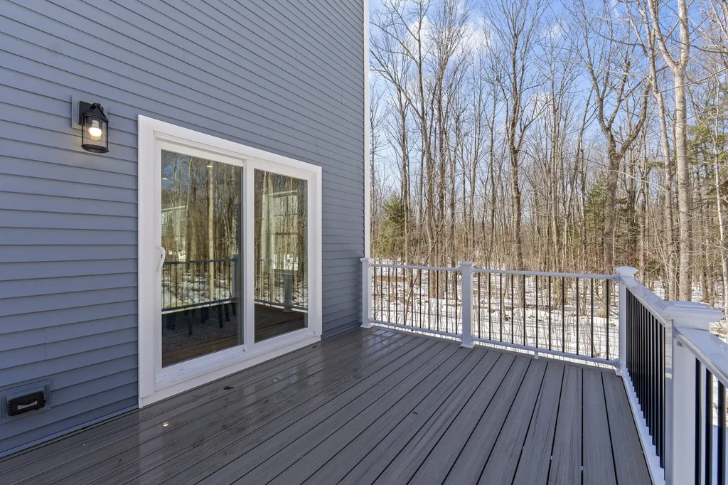 33 Riley Ridge Lane Litchfield ME 04350