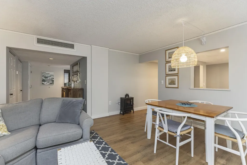 31 E Grand Avenue Old Orchard Beach ME 04064