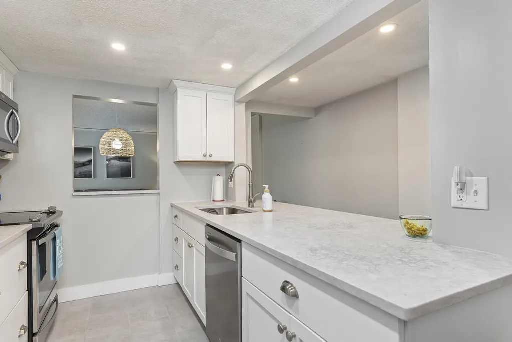 31 E Grand Avenue Old Orchard Beach ME 04064