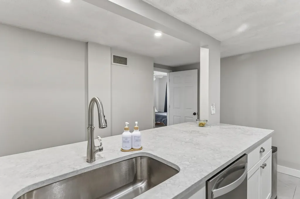 31 E Grand Avenue Old Orchard Beach ME 04064