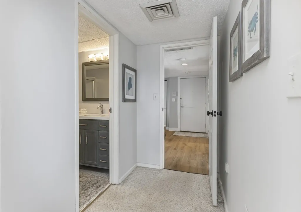 31 E Grand Avenue Old Orchard Beach ME 04064
