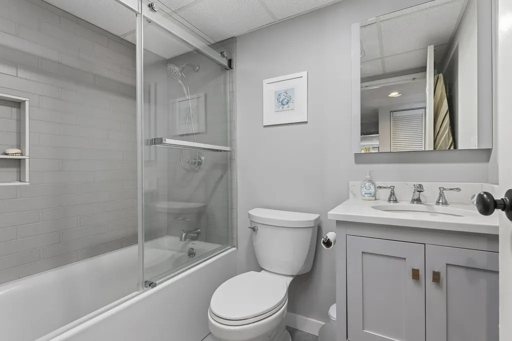 31 E Grand Avenue Old Orchard Beach ME 04064