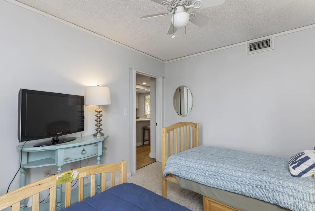 31 E Grand Avenue Old Orchard Beach ME 04064