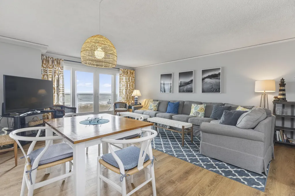 31 E Grand Avenue Old Orchard Beach ME 04064