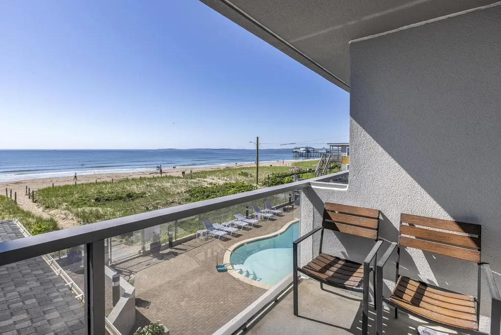 31 E Grand Avenue Old Orchard Beach ME 04064
