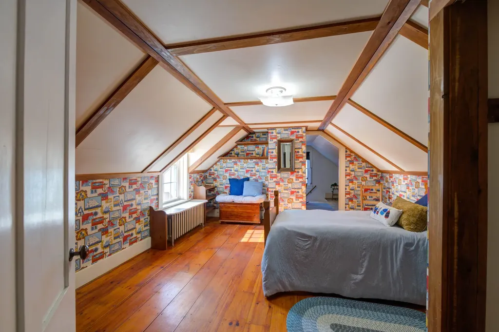 79 Ferry Road Saco ME 04072
