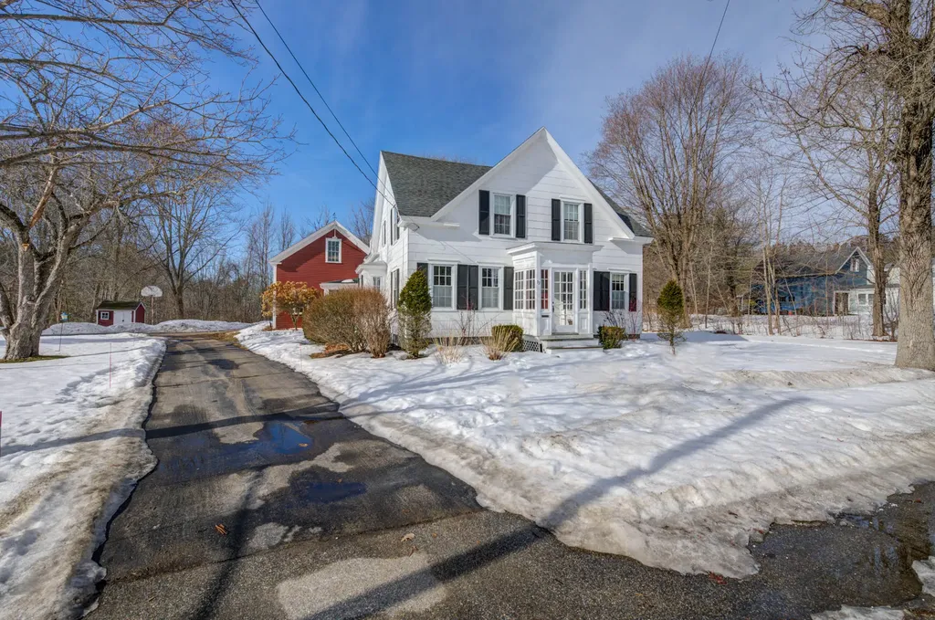 79 Ferry Road Saco ME 04072