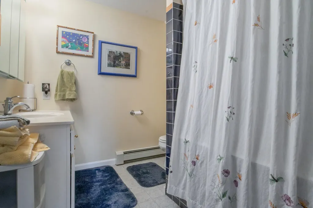 3 Kensington Drive Kennebunk ME 04043
